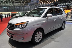 2013 SsangYong Rodius Turismo 