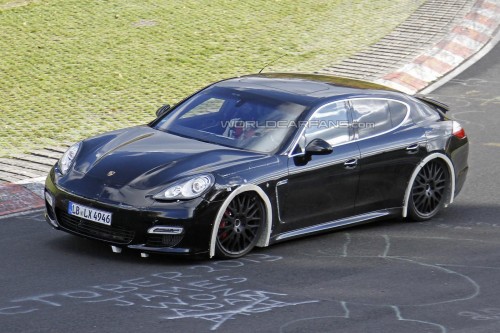 2016 Porsche Panamera mule spy photo