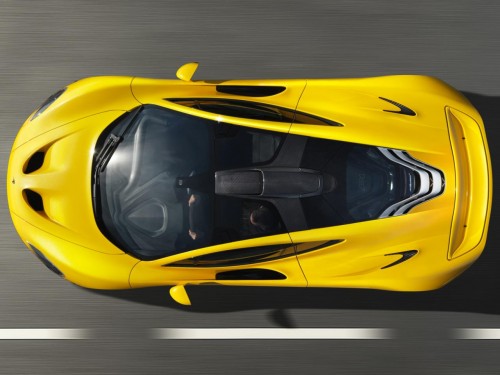 2013 McLaren P1