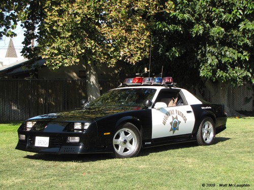 در سال 1991 دوباره Z/28 برگشت با اندکی تغییرات ظاهری و انجین 245 اسبی 5.7 لیتری V8. همچنین مدل B4C که مختص نیروهای پلیس بود نیز در همین سال معرفی شد.