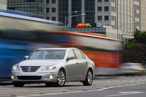 Hyundai Genesis Sedan