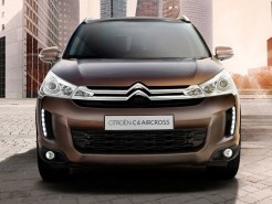 2012 Citroen C4 Aircross front