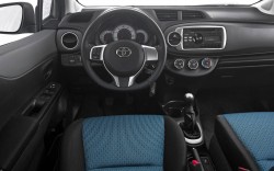 2012 toyota yaris se