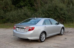 2012 toyota camry hybrid rear