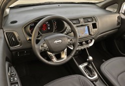 2012 Kia Rio Hatchback interior