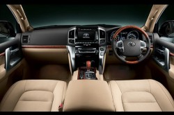 2012 toyota land cruiser