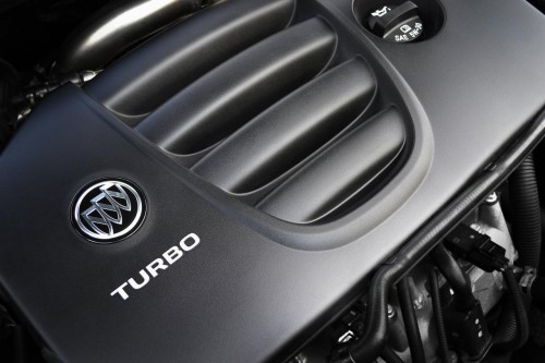 2013-Buick-Verano-Turbo-engine