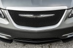 2013-Chrysler-200-S-Special-Edition-front-grille-2