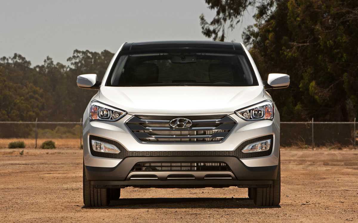 2014-Hyundai-Santa-Fe-Sport