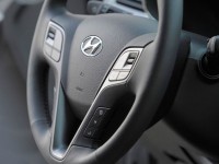 2014-Santa-Fe-Sport-steering-wheel