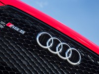 2013-audi-rs5-badges-and-grille-photo-479308-s-1280x782