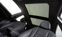 Hyundai Elantra GT dual-pane panoramic moonroof