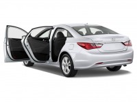 2013-hyundai-sonata-4-door-sedan-2-4l-auto-limited-open-doors