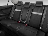 2013-toyota-camry-4-door-sedan-i4-auto-se-natl-rear-seats