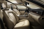 2013_Maserati_Quattroporte_front-seat