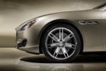 2013_Maserati_Quattroporte_wheel
