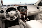 2013 Nissan Pathfinder dashboard