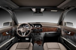 2013 mercedes-benz glk interior