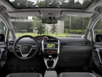 2013 Toyota Verso Interior