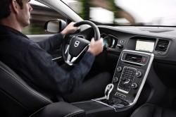 Volvo V60 Diesel-Hybrid interior 
