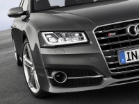 2015 Audi S8