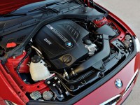 2014-BMW-2-Series-Coupe-engine