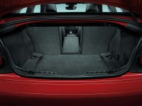 2014-BMW-2-Series-Coupe-trunk