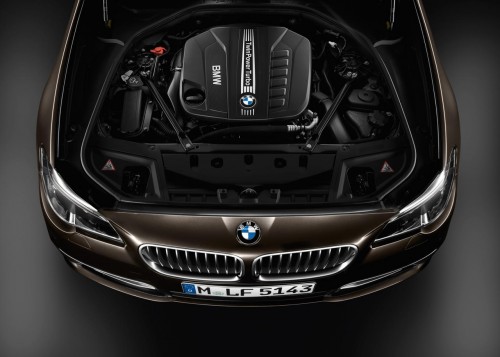 2014 BMW 5-Series engine