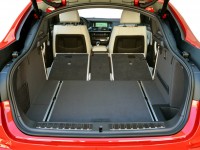 2014-BMW-X4-trunk
