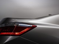 2014-Honda-Accord-Hybrid-right-taillight