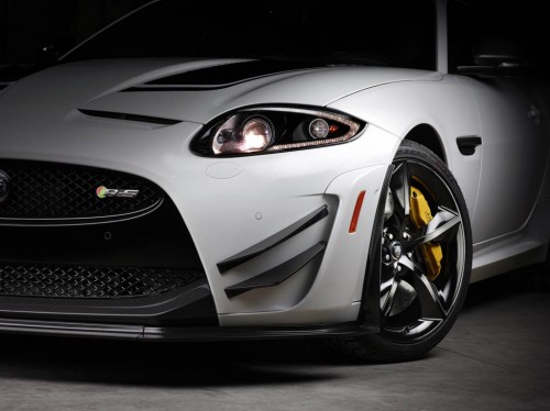 2014-Jaguar-XKR-S-GT-using-carbon-ceramic-brake