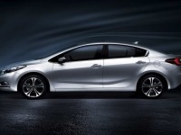 2014-Kia-Forte-Cerato-Side-View