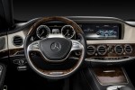 2014 Mercedes S-Class dashboard