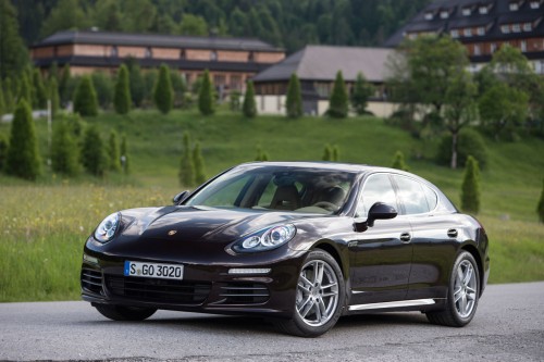 Porsche Panamera 4S 2014