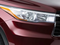 2014-Toyota-Highlander-headlight-grille-teaser