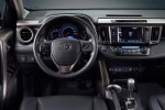 2014 Toyota RAV4 dashboard