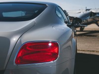 2014-bentley-continental-gt-v-8-s-coupe-taillight-and-gas-cap