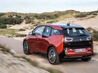 http://www.pedal.ir/wp-content/uploads/2014-bmw-i3-edrive-rear-three-quarters-above-in-motion.jpg
