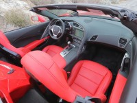 2014-chevrolet-corvette-stingray-convertible-interior