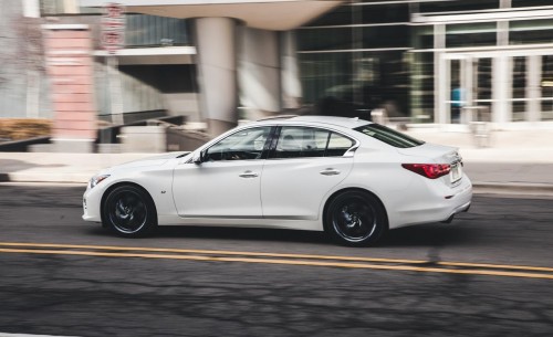 Infiniti Q50s 3.7