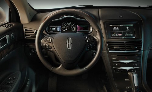 2014-lincoln-mkt-ecoboost-v6-interior