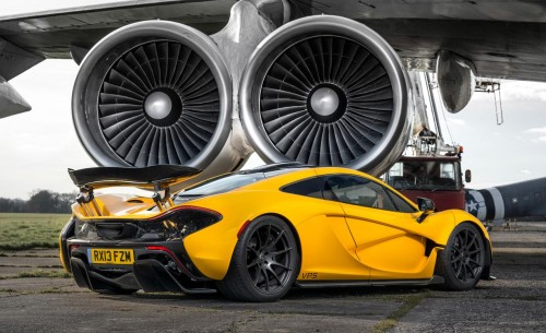 2014 McLaren P1