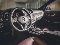 2014-mercedes-benz-e63-amg-s-model-4matic-wagon-interior