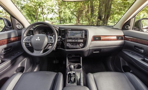  Mitsubishi Outlander GT 2014 Interior