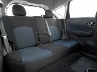 2014-nissan-vers-note-sv-rear-seats
