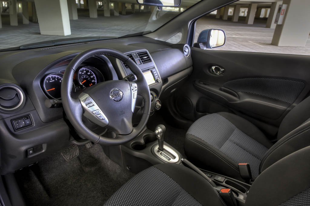 http://www.pedal.ir/wp-content/uploads/2014-nissan-versa-note-interiorjpg.jpg