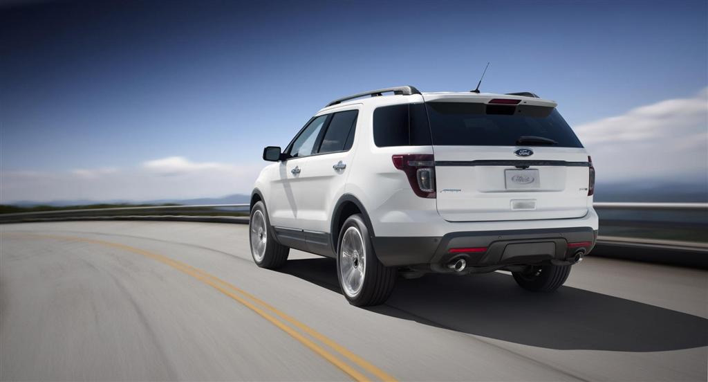 http://www.pedal.ir/wp-content/uploads/2014_Ford-Explorer_SUV_Image-9.jpg