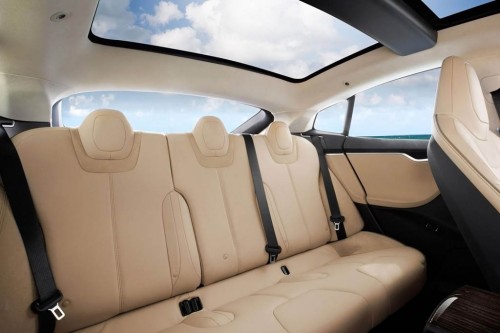 2014 Tesla Model S 60 Interior