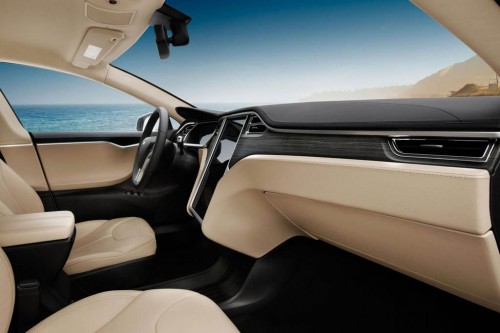 2014 Tesla Model S 60 Interior