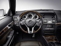Mercedes-Benz E-CLASS DSHBOARD